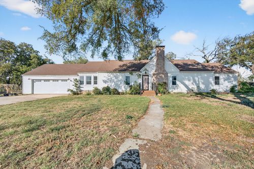 605 Highway 36, Comanche, TX, 76442 | Card Image