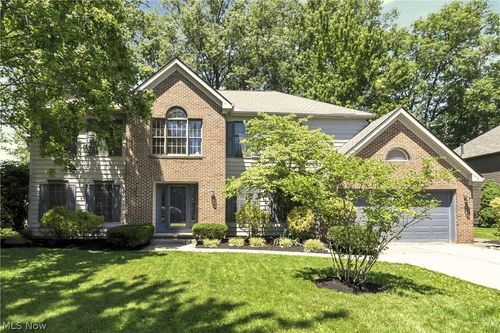 30536 Mallard Cv, Westlake, OH, 44145-6300 | Card Image