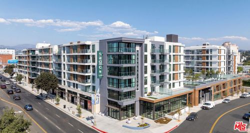 671-200 N Vermont Avenue, Los Angeles, CA, 90004 | Card Image
