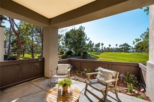 2301-2960 Champion Way, Tustin, CA, 92782-1212 | Card Image