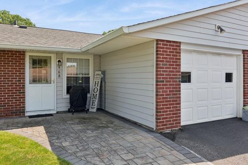 unit-b-96 Enfield Ct, Ridge, NY, 11961-1468 | Card Image