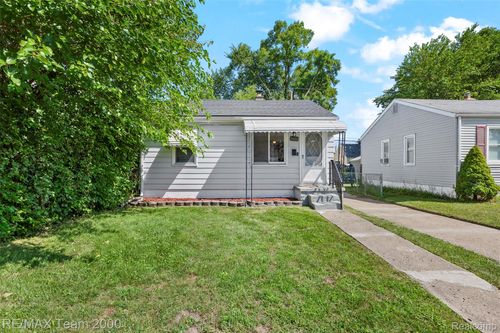 34080 Harroun St, Wayne, MI, 48184-2410 | Card Image