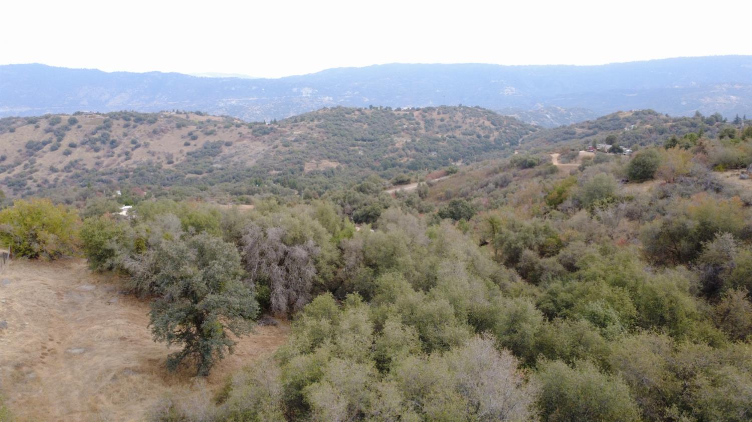 Land in Yokuts Valley