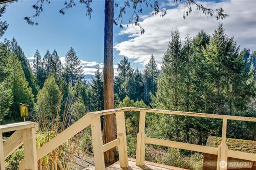 170 Cirque Dr, Brinnon, WA, 98320-9632 | Card Image
