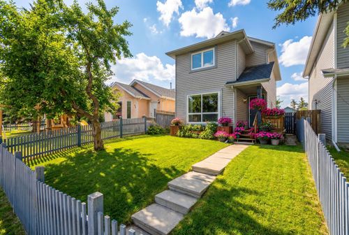 78 Martinview Cres Ne, Calgary, AB, T3J2S5 | Card Image