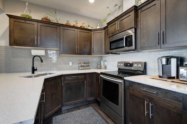 1 - 405 33 Avenue Ne, Home with 3 bedrooms, 2 bathrooms and 1 parking in Calgary AB | Image 13