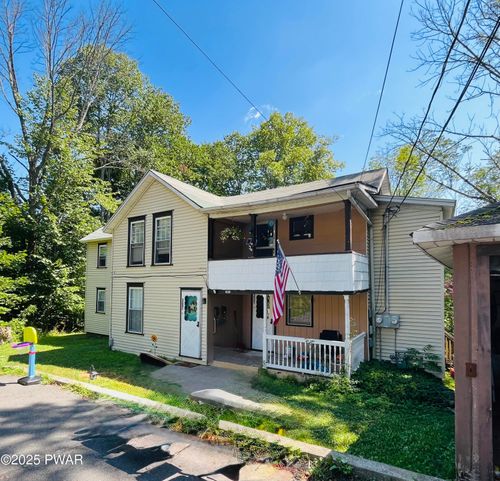 307 Grove St, Honesdale, PA, 18431-1546 | Card Image
