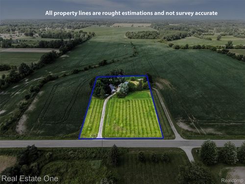 15330 Hough Rd, Allenton, MI, 48002-3611 | Card Image