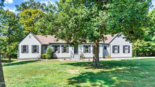 10101 Secretariat Dr, Goshen, KY, 40026-9782 | Card Image