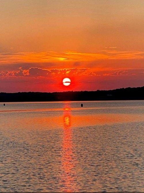 548 Dixon Ln, Eddyville, KY, 42038-8680 | Card Image