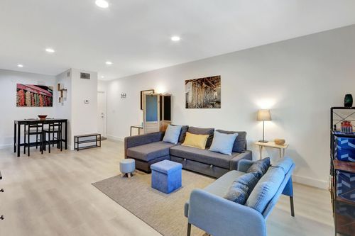 apt-305-2426 Se 17th St, Fort Lauderdale, FL, 33316-3141 | Card Image