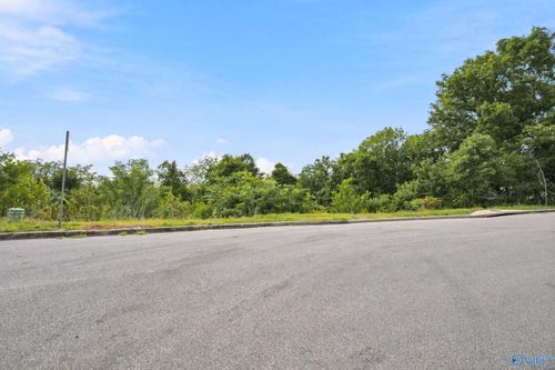 16012 Greentree Trl Se, Huntsville, AL, 35803-3645 | Card Image