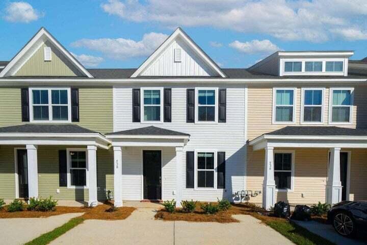 Green Fern Dr, Summerville, SC 29483