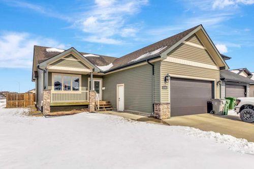 7312 35 St, Lloydminster, AB, T9V3P7 | Card Image