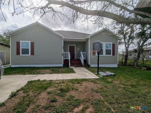 240 S Rail St, Bloomington, TX, 77951 | Card Image