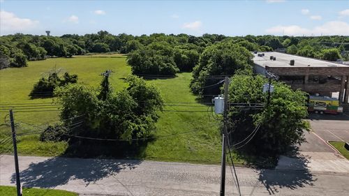 1426 Idlewild Ln, Lancaster, TX, 75134-2618 | Card Image
