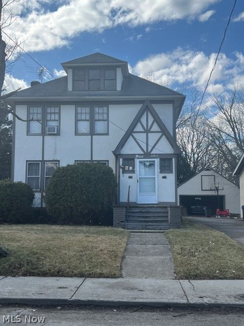 17812 Neff Rd, Cleveland, OH, 44119-2640 | Card Image