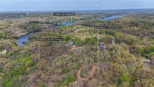 9 Felton Ln, Bella Vista, AR, 72715-8921 | Card Image