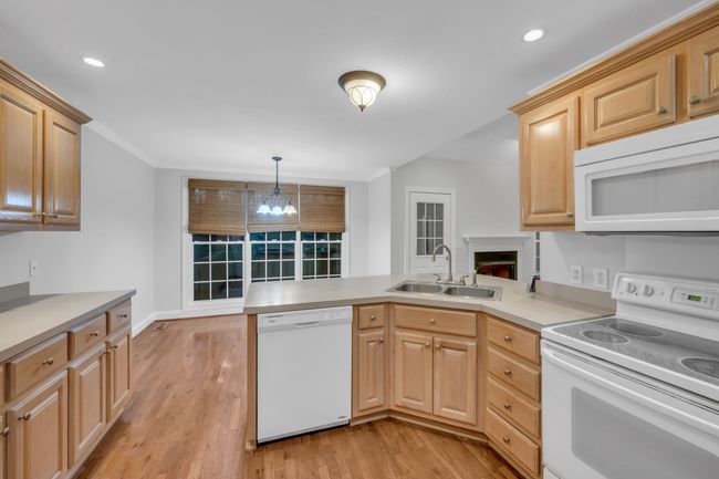 102 Stephen Nicks Dr, House other with 3 bedrooms, 2 bathrooms and 4 parking in Dickson TN | Image 16