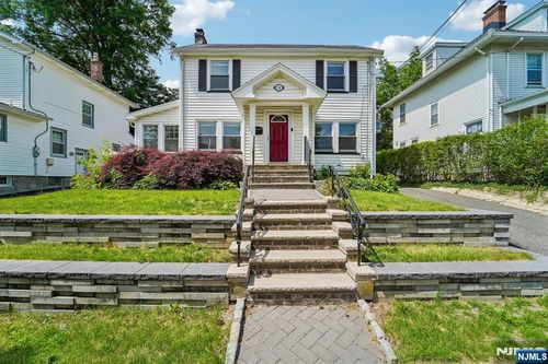 34 Cypress St, Millburn, NJ, 07041-1923 | Card Image
