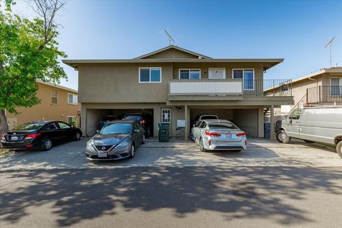 apt-4-11570 Garnet Way, Auburn, CA, 95602-2361 | Card Image