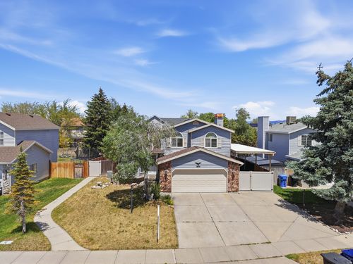 5656 W Sunkist Dr, Kearns, UT, 84118-7952 | Card Image