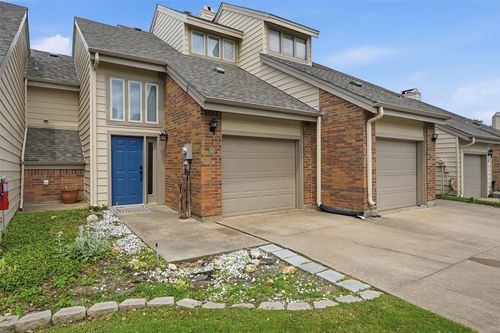 110 Summer Place Cir, Pottsboro, TX, 75076-3491 | Card Image