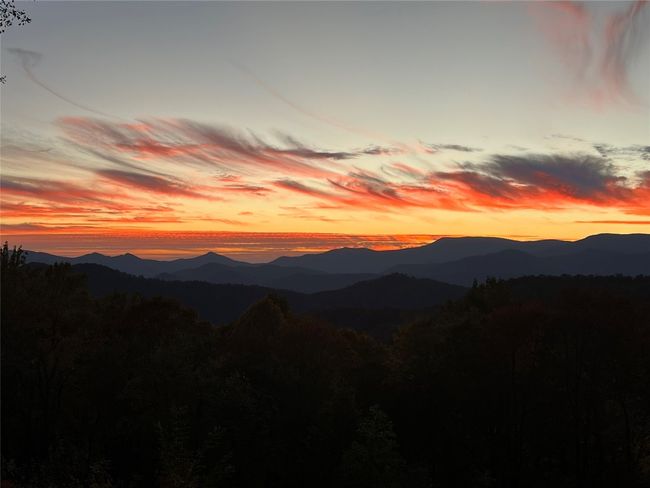 25 Hurrah Rdg, House other with 6 bedrooms, 7 bathrooms and null parking in Scaly Mountain NC | Image 59