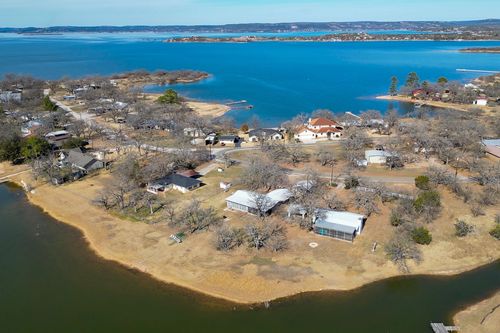 310 N Chaparral, Burnet, TX, 78611-4018 | Card Image