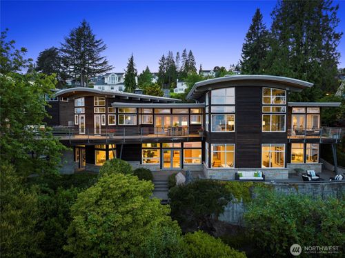 4502 55th Avenue Ne, Seattle, WA, 98105 | Card Image