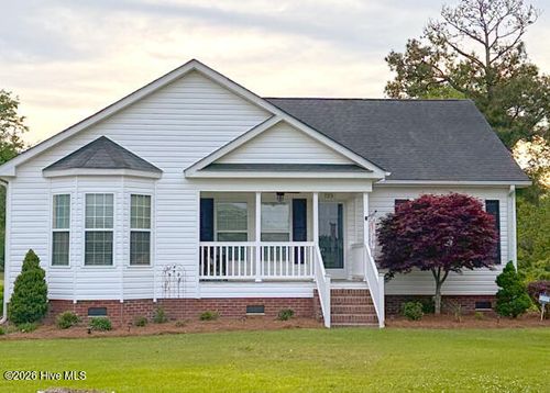 125 Trails End Ln, Whiteville, NC, 28472-6212 | Card Image