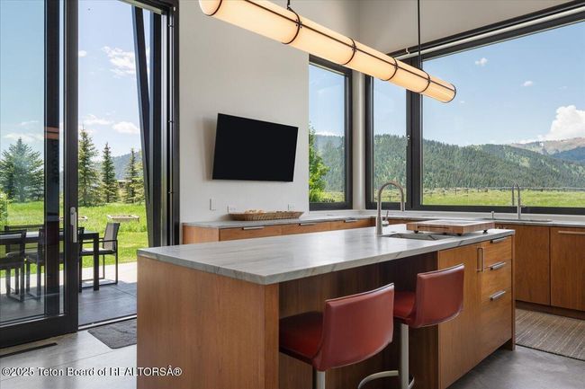 13175 River Bend Rd, House other with 3 bedrooms, 4 bathrooms and null parking in Jackson WY | Image 18