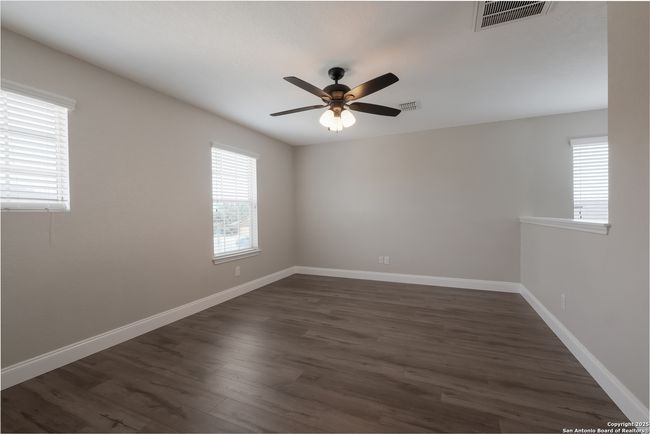 5811 Southern Knl, House other with 3 bedrooms, 3 bathrooms and null parking in San Antonio TX | Image 11