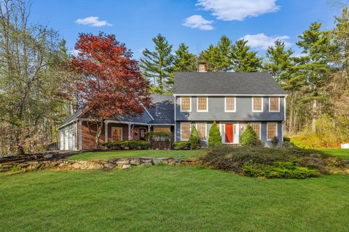 7 Rose Ln, Atkinson, NH, 03811-2146 | Card Image