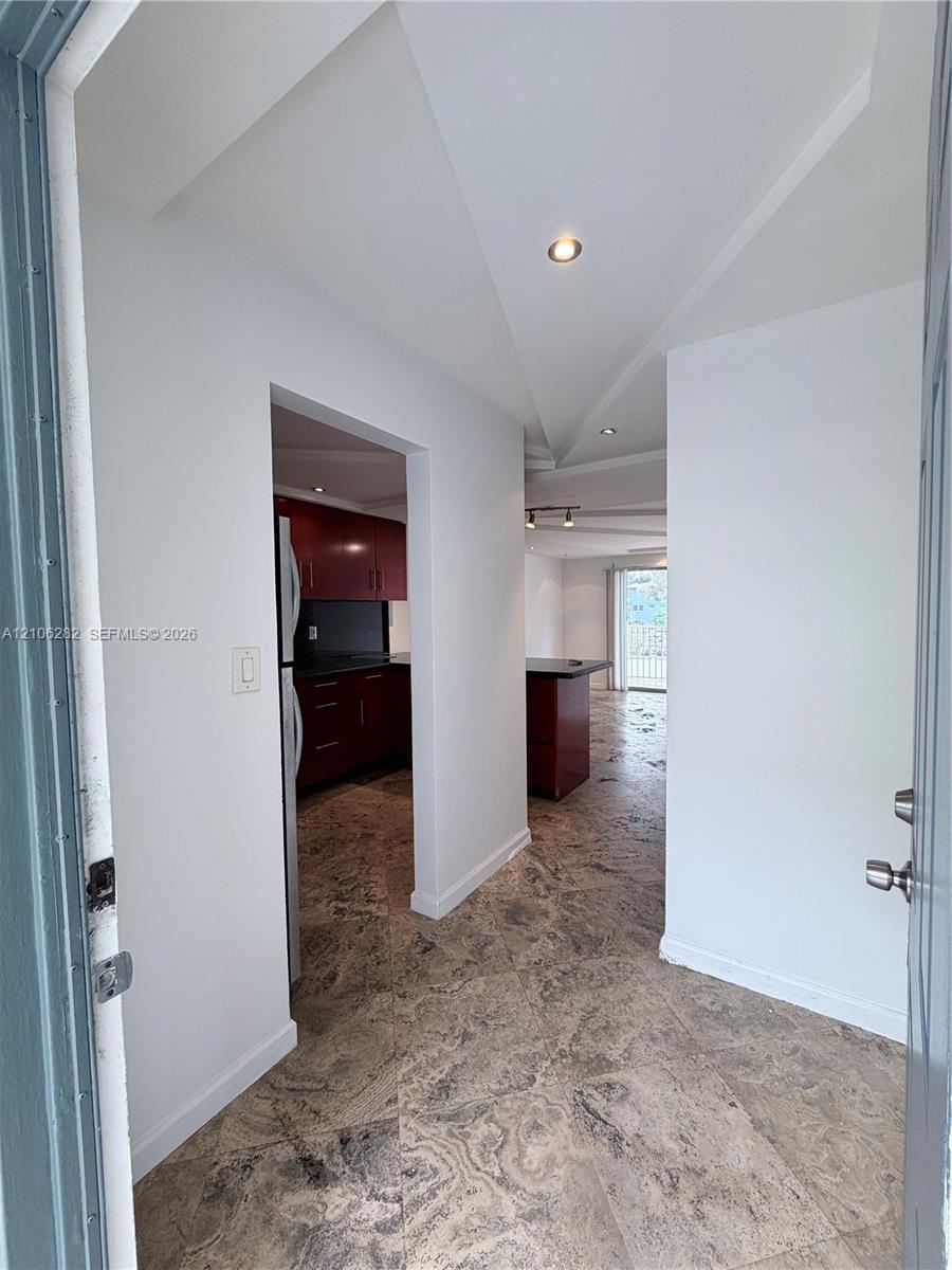 Residential Lease in Miami 3