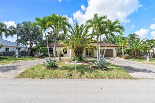 12920 Sw 220th Ter, Miami, FL, 33170-2674 | Card Image