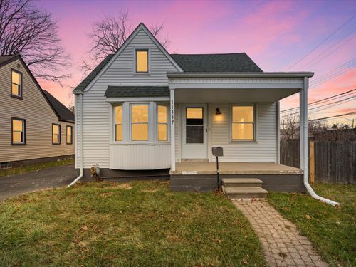 11447 Columbia, Redford, MI, 48239-2274 | Card Image