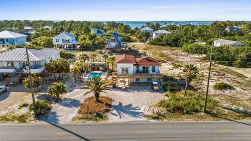 533 W Gulf Beach Dr, Saint George Island, FL, 32328-2606 | Card Image