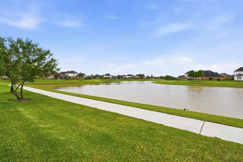 9422 Harmony Lake Ln, Rosenberg, TX, 77469-1939 | Card Image