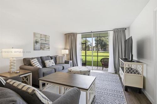 apt-103-8941 S Hollybrook Blvd, Pembroke Pines, FL, 33025-1368 | Card Image