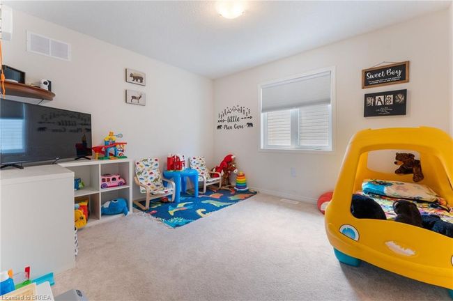 83 Munro Cir, House other with 4 bedrooms, 3 bathrooms and 4 parking in Brantford ON | Image 27