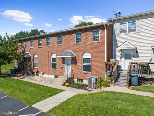 213 Whitpain Hls, BLUE BELL, PA, 19422-1344 | Card Image