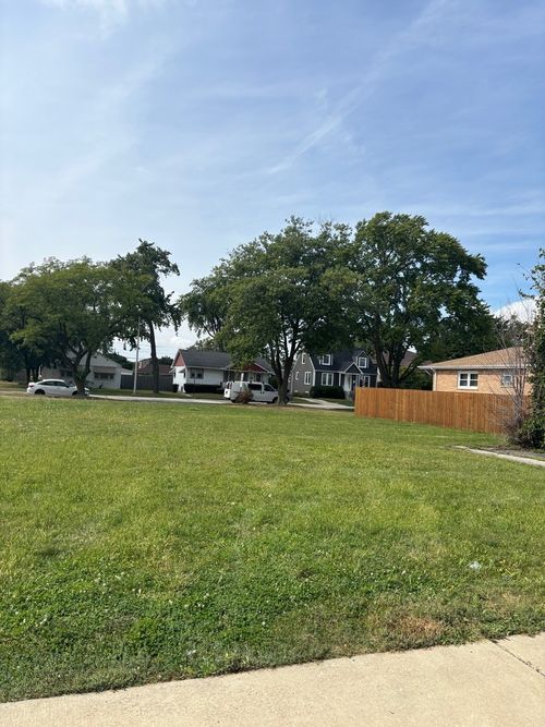 9239 55th Ct Court, Oak Lawn, IL, 60453 | Card Image