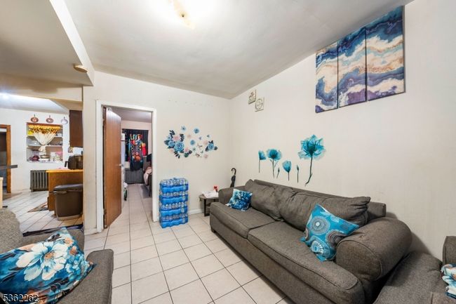 639 N 8 Th St, Home with 6 bedrooms, 3 bathrooms and null parking in Newark NJ | Image 8