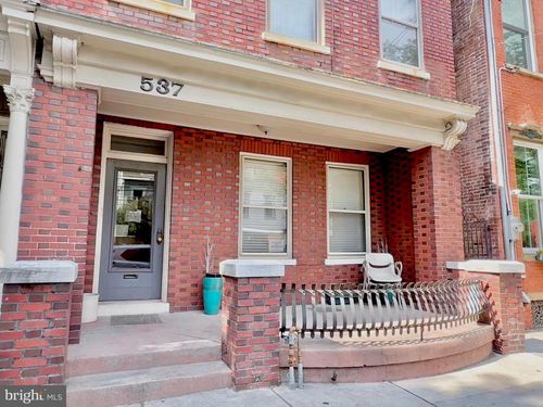 537 E King St, LANCASTER, PA, 17602-3190 | Card Image