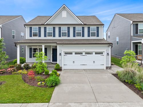 393 Ryan Ave, Gallatin, TN, 37066-5274 | Card Image
