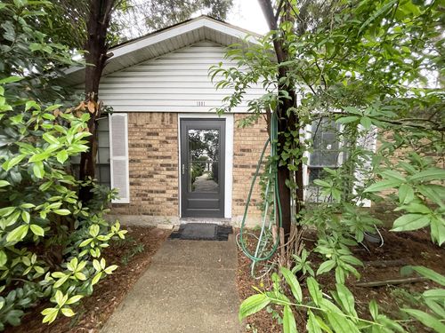 1801 Vine Dr, Garland, TX, 75040-4657 | Card Image