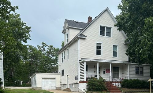 223 W Locust St, Dekalb, IL, 60115-3133 | Card Image