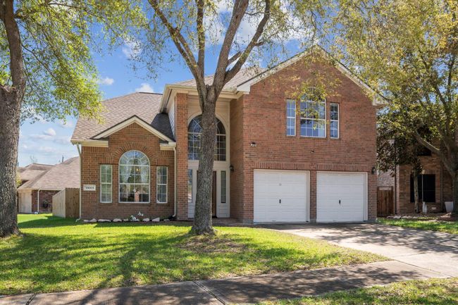19003 Silent Spruce Ct, House other with 3 bedrooms, 3 bathrooms and 2 parking in Houston TX | Image 7