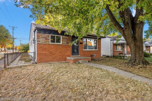 28705 Townley St, Madison Heights, MI, 48071-2864 | Card Image